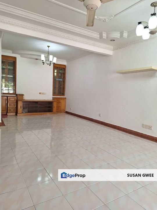 Anggerik Aranda Kota Kemuning freehold double storey house for sale fully extended kitchen , Selangor, Kota Kemuning