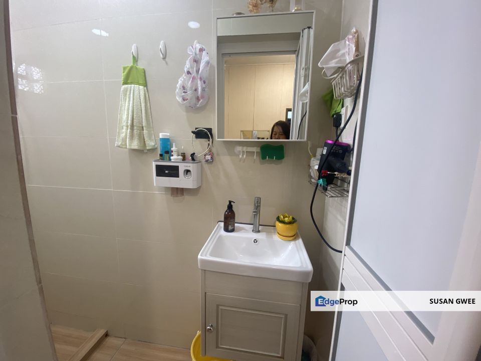 2 storey town house at Anggerik Aranda for sale , Selangor, Kota Kemuning