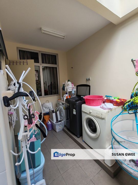 2 storey superlink house at Canal Garden Kota Kemuning for sale, Selangor, Kota Kemuning