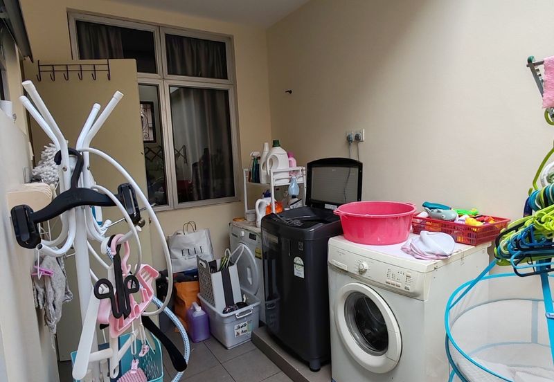 Canal Gardens, Kota Kemuning