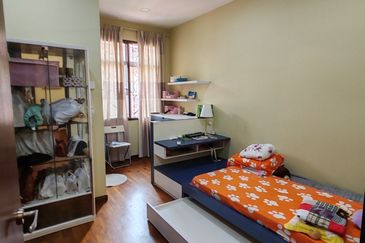 Canal Gardens, Kota Kemuning