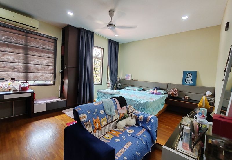 Canal Gardens, Kota Kemuning