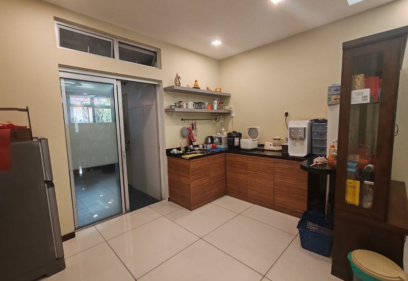 Canal Gardens, Kota Kemuning