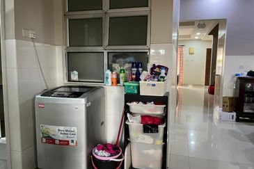 Jalan Kemuning Indah 32/138A 