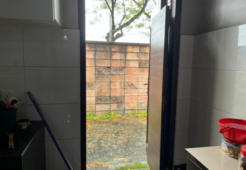 Jalan Kemuning Indah 32/138A 