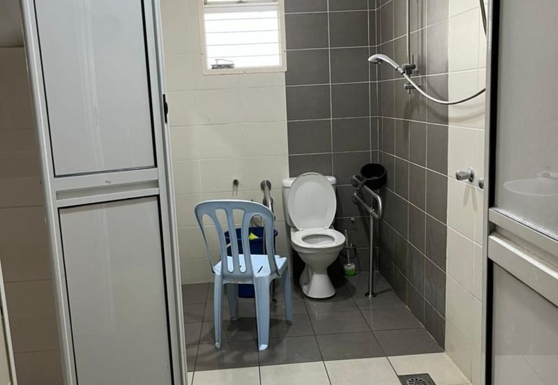 Jalan Kemuning Indah 32/138A 