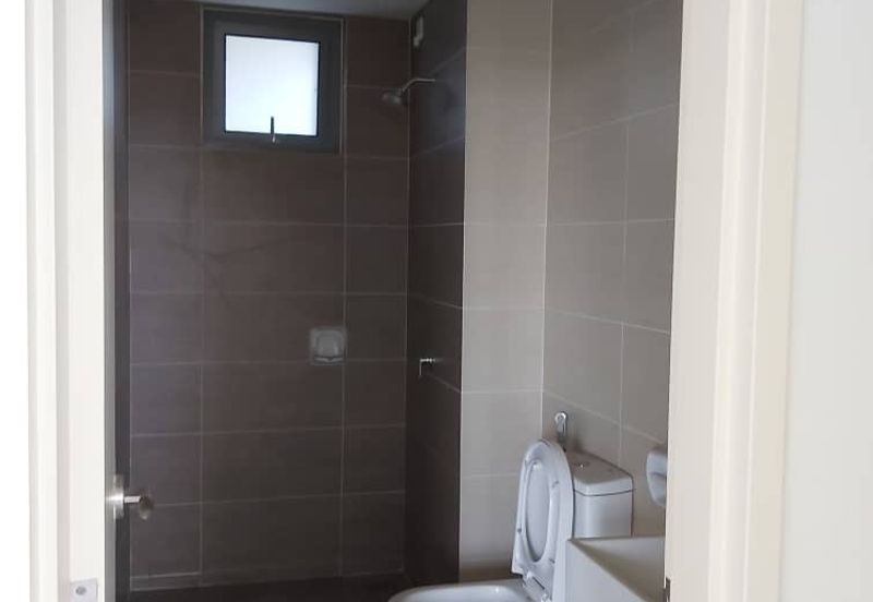 Gravit8 @ Klang South