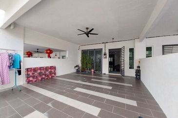 HIJAYU 3A @ BANDAR SRI SENDAYAN