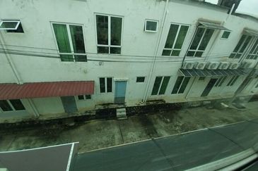 HIJAYU 3A @ BANDAR SRI SENDAYAN