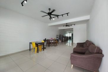 HIJAYU 3A @ BANDAR SRI SENDAYAN