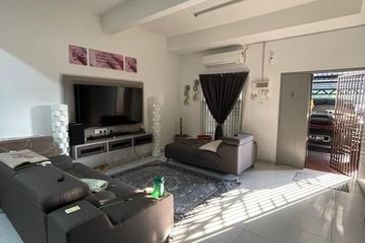 Taman Nakhoda, Jalan Bahtera