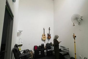 Taman Nakhoda, Jalan Bahtera