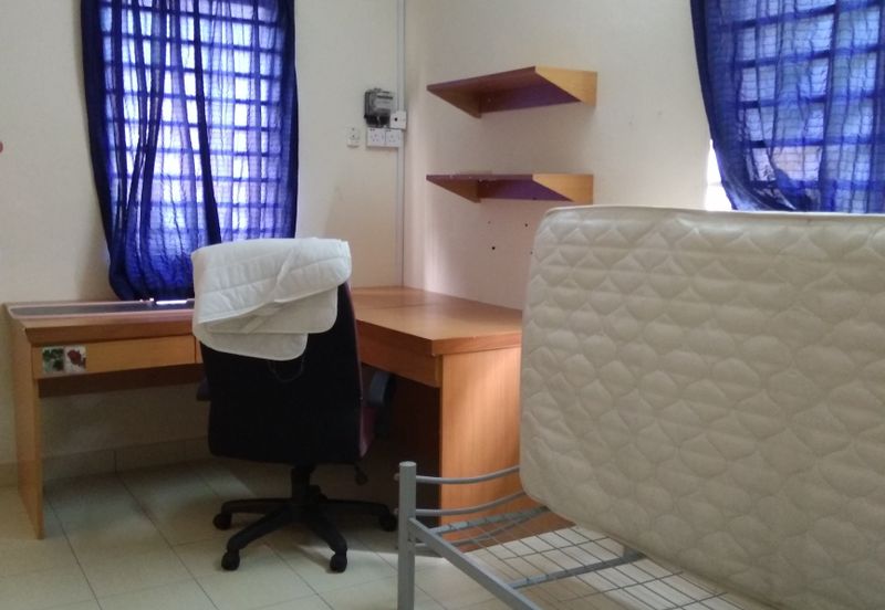 Taman Tasik Semenyih (Lake Residence)