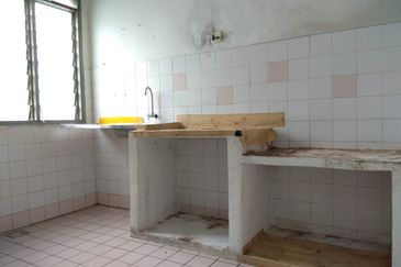 Pulau Indah ( Pulau Lumut )