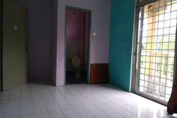 Pulau Indah ( Pulau Lumut )