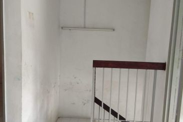 Pulau Indah ( Pulau Lumut )