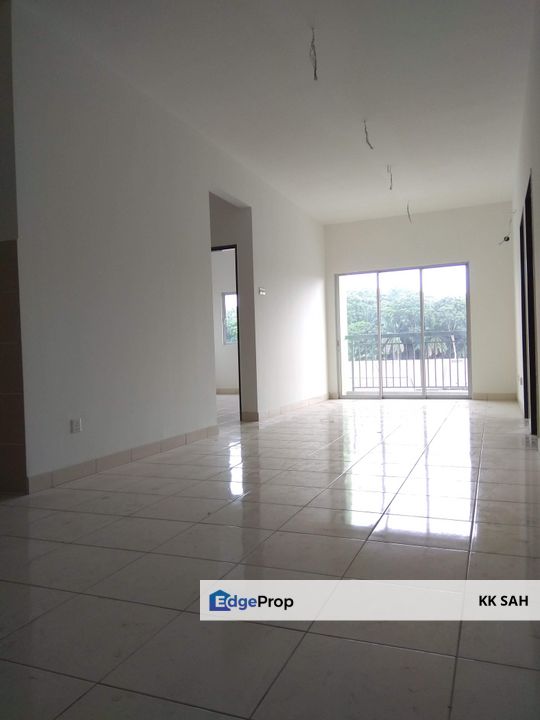 (4 ROOMS) SURIA MEWAH RESIDENCE @ SEMENYIH, Selangor, Semenyih