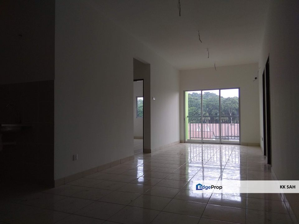 (4 ROOMS) SURIA MEWAH RESIDENCE @ SEMENYIH, Selangor, Semenyih