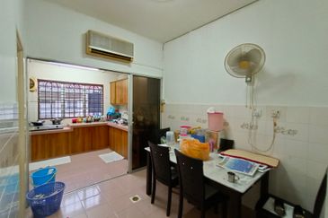 Kampung Batu 14, Puchong