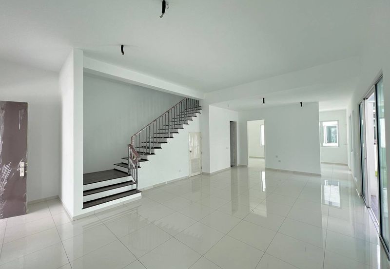 Ebonylane @ Eco Forest