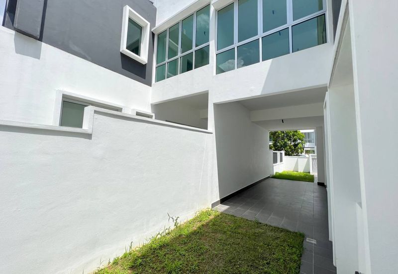 Ebonylane @ Eco Forest