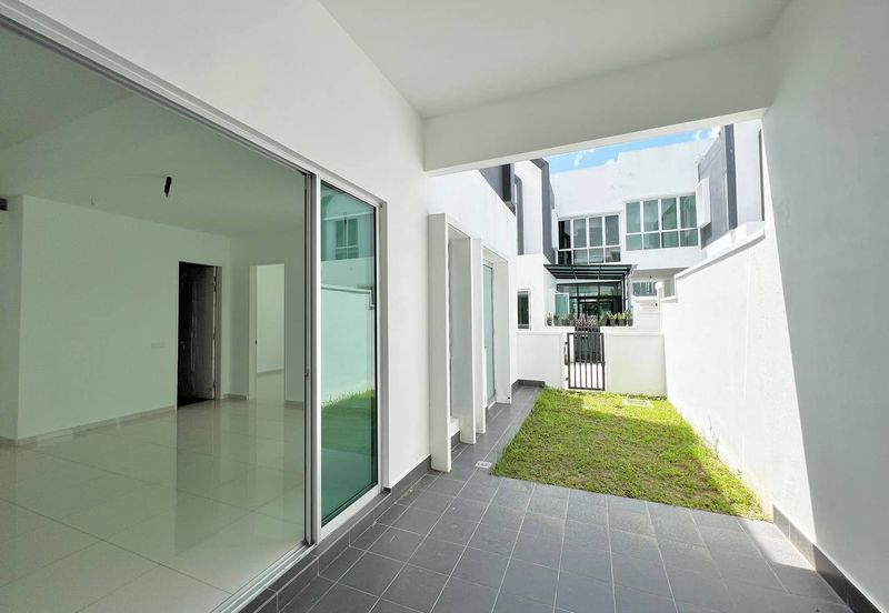 Ebonylane @ Eco Forest