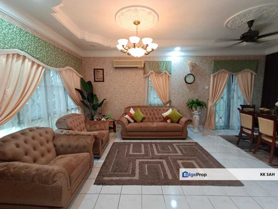 (RENOVATED + HUGE LAND) 2 STOREY SEMI-D @ BANDAR TASIK KESUMA, Selangor, Semenyih