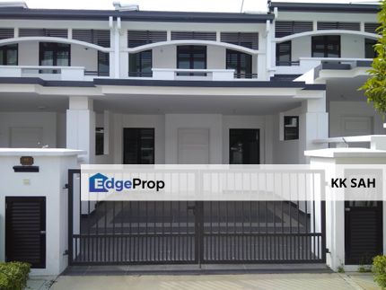 (FULL LOAN + CASH BACK) 2 STOREY @ CLADLETON, ECO MAJESTIC, Selangor, Semenyih