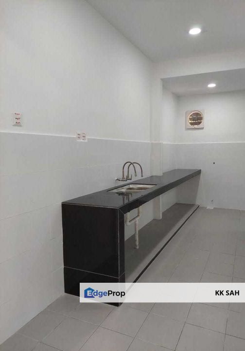 (MRT & KTM STATION) 2 STOREY @ TAMAN BUKIT PERMAI, KAJANG, Selangor, Kajang