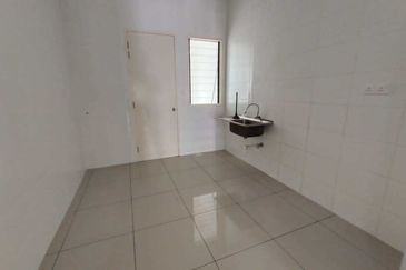 Cradleton @ Eco Majestic