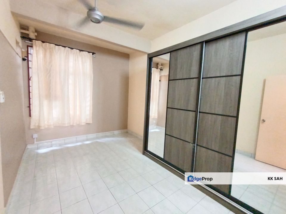 TOWNHOUSE @ TAMAN LAGENDA MAS, Selangor, Batu 9th Cheras