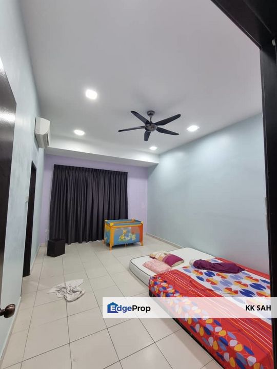 (FACING OPEN + RENOVATED) 2 STOREY @ TAMAN HARMONI, Selangor, Semenyih
