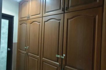 (WALK To UTAR) 2 STOREY @ BANDAR SUNGAI LONG