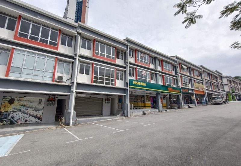 Salak Perdana Business Park