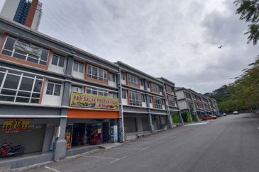 Salak Perdana Business Park