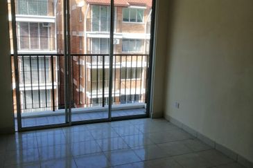 Villa Residence @ Goodview Heights