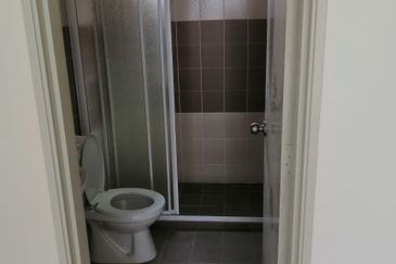 Villa Residence @ Goodview Heights