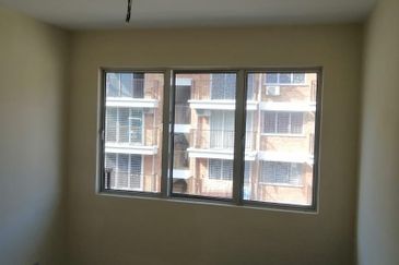 Villa Residence @ Goodview Heights