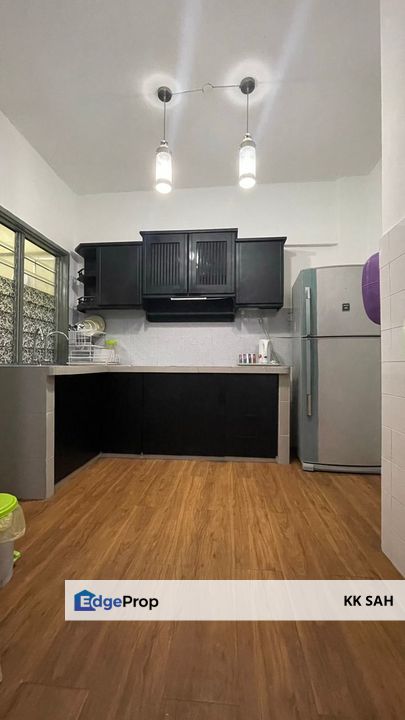 (RENOVATED 1st FLOOR) VISTA SERI PUTRA @ BANGI, Selangor, Bangi