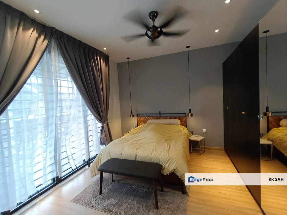 (FULLY ID RENOVATED) 2 STOREY @ ASTER, DIAMOND CITY, Selangor, Semenyih