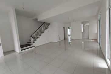 Tenderfields @ Eco Majestic