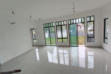 Tenderfields @ Eco Majestic