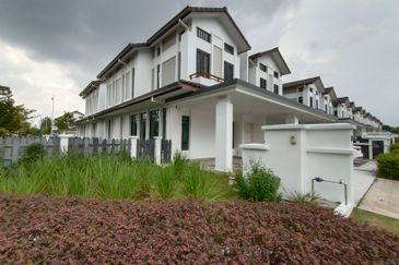 Tenderfields @ Eco Majestic