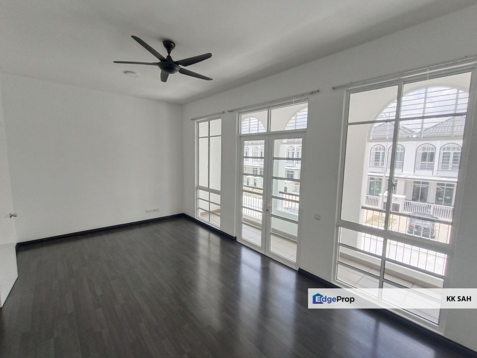 (22x70 FULL LOAN) 2 STOREY @ MERRYDALE, ECO MAJESTIC, Selangor, Semenyih