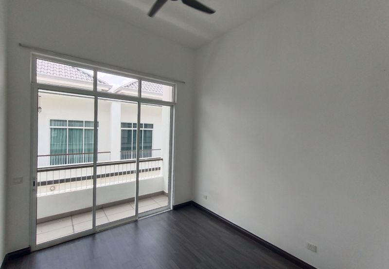 Merrydale @ Eco Majestic