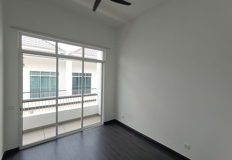 Merrydale @ Eco Majestic