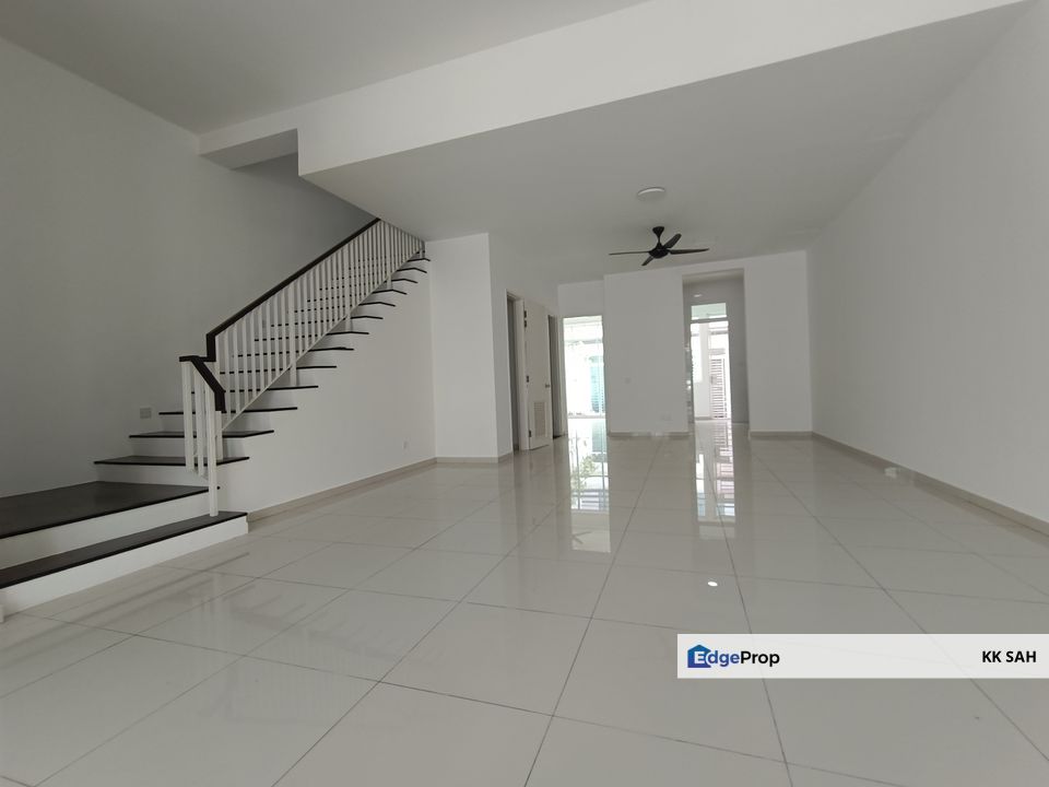 (CHEAPEST 22x70 FULL LOAN) 2 STOREY @ MERRYDALE, ECO MAJESTIC, Selangor, Semenyih