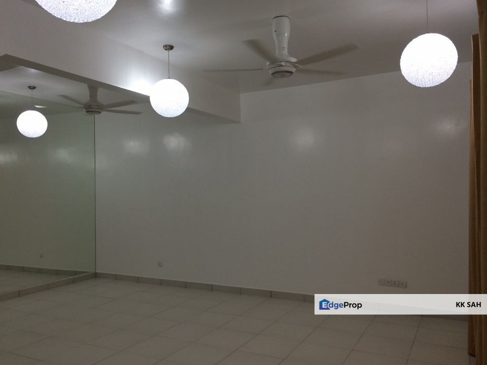 (20x70 RENOVATED) 2 STOREY @ TAMAN PELANGI SEMENYIH 2, Selangor, Semenyih