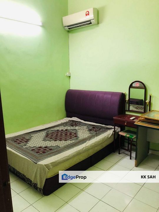 (20x70 RENOVATED) 1 STOREY TERRACE @ TAMAN PELANGI SEMENYIH 2, Selangor, Semenyih