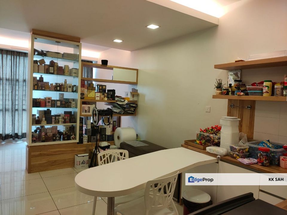 (MRT STATION) ZEVA RESIDENCE @ SERI KEMBANGAN, Selangor, Seri Kembangan